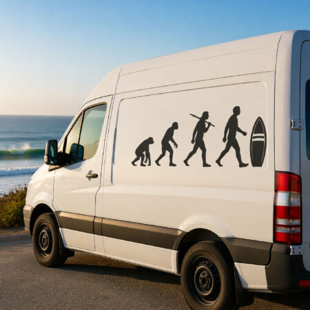 Évolution vers le surf au coucher du soleil