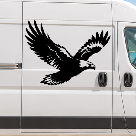 Sticker représentant un aigle en plein vol avec ailes déployées et détails graphiques précis