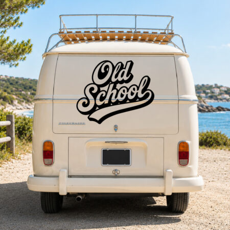Sticker lettrage cursif Old School sur la porte arrière d'un van vintage