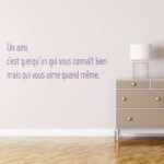 Sticker mural texte citation sur l'amitié avec une phrase inspirante en typographie fine